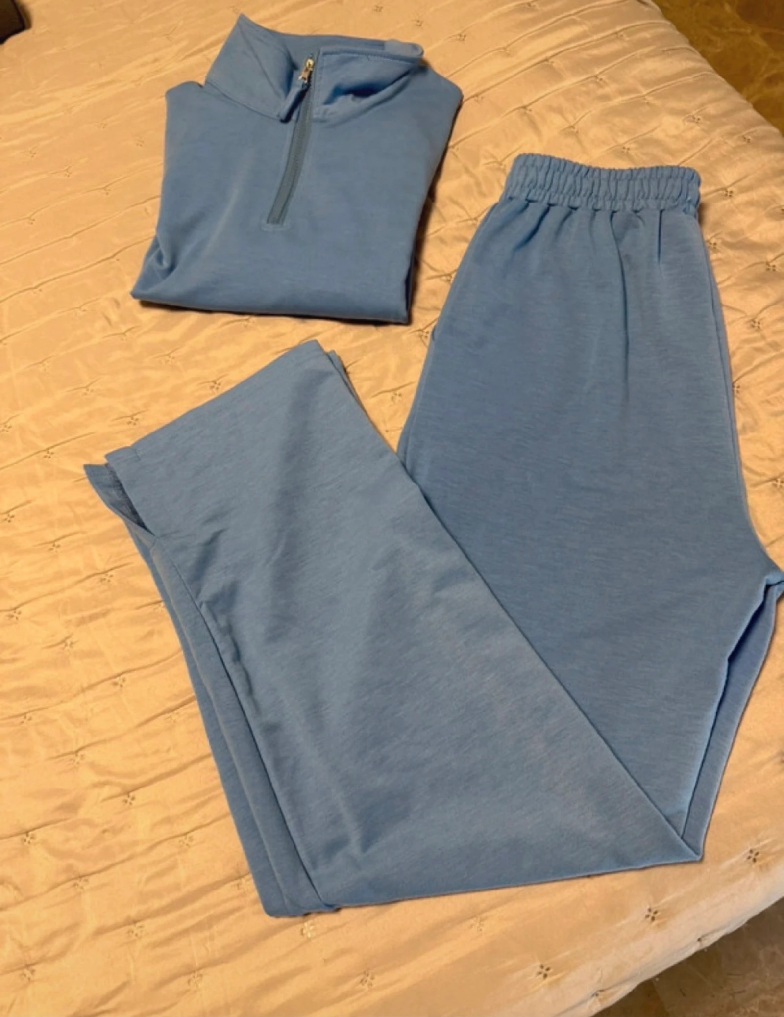 ❄️ Conjunto Deportivo / Comfy Azul Pastel (2 Piezas) – photo 2
